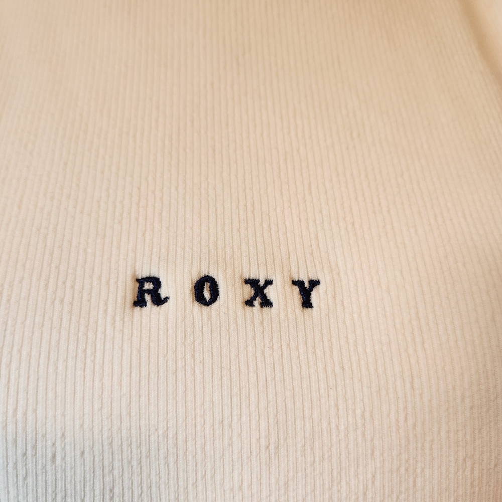 ROXY RiBbed Crop Tank - Picture 2 of 4